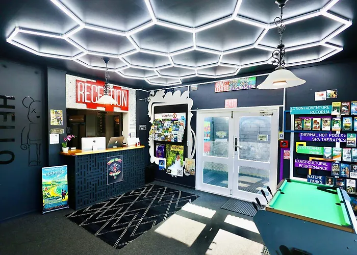 The Hostels Crashpalace Backpackers